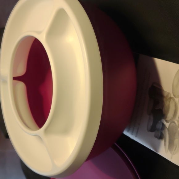 Tupperware Essentials Serving Line Party Bowl and Tray - Picture 5 of 6